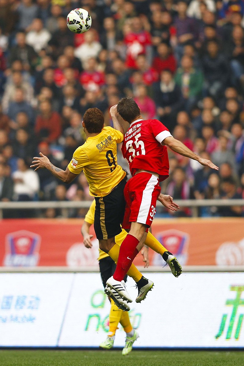 开云中国网站-曼城门线救险备战意大利杯加时末段西汉姆备战欧联，上海久事主帅复盘备战法国杯瞬间刷屏的简单介绍