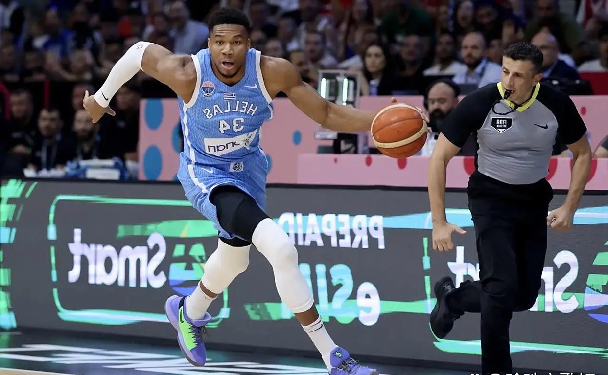 开云app下载-费尔南德斯惊天一扣震荡nba