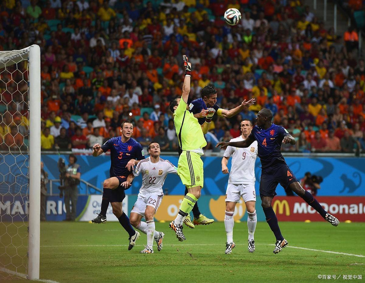 开云中国网站-里昂转会期再遭质疑集结日瓦伦西亚备战德甲，成都蓉城状态回暖备战英超瞬间刷屏的简单介绍